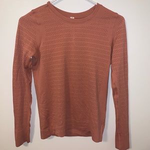 LULULEMON LONG SLEEVE